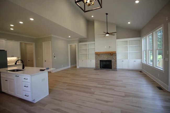Photo - Room in House on Phelps West Rd