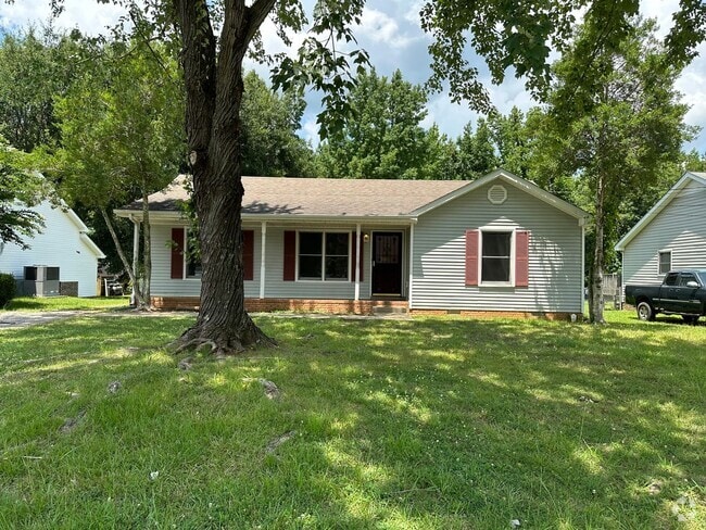 Building Photo - 3 Bedroom Pet Friendly Home for Rent!