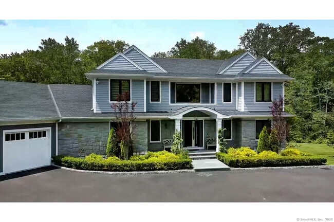 Building Photo - 9 Grey Fox Lane Rental