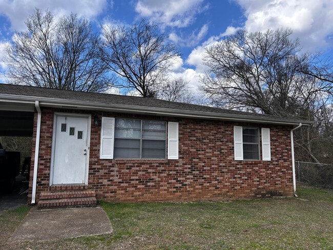 Photo - 1002 Ogrady Dr