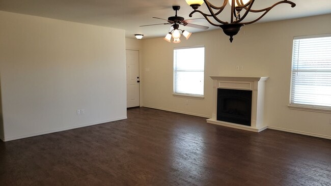Photo - 6108 79th St Unit B