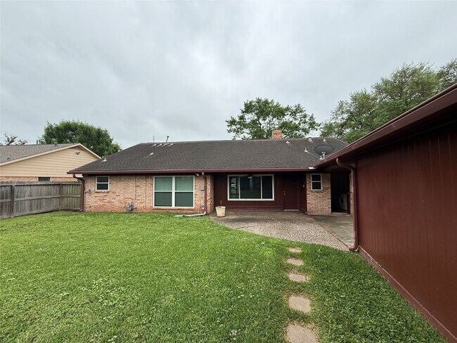 Photo - 7610 Burning Hills Dr