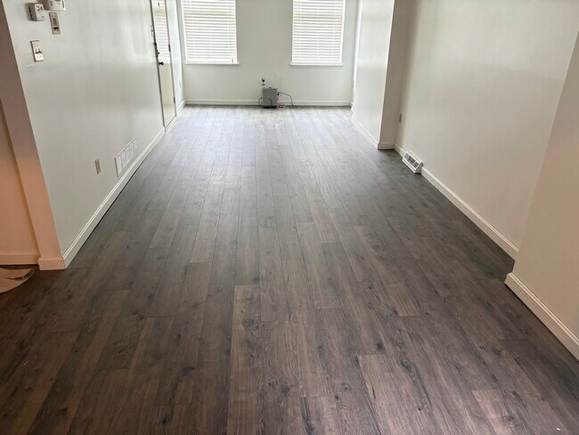 306 Jacksonia St Unit 1