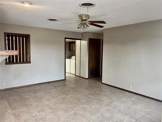 Photo - 1344 Meadow Ln Unit 3