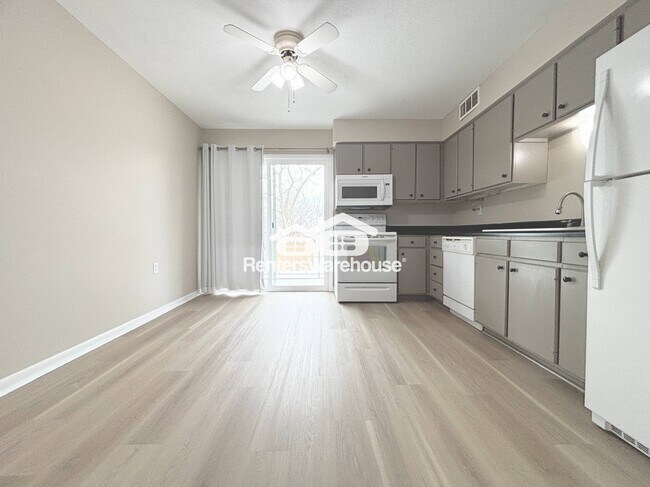 Photo - 6202 62nd St