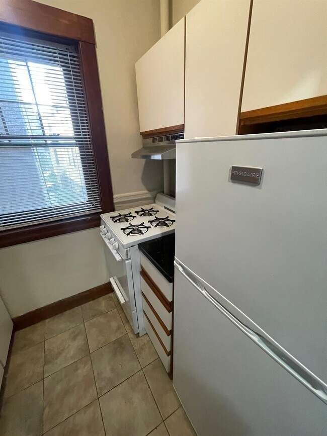 Photo - 8 Humboldt St Unit 3