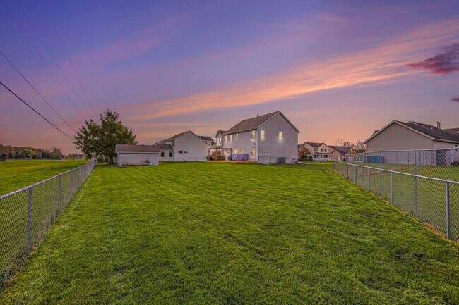 Photo - 7761 Elk St