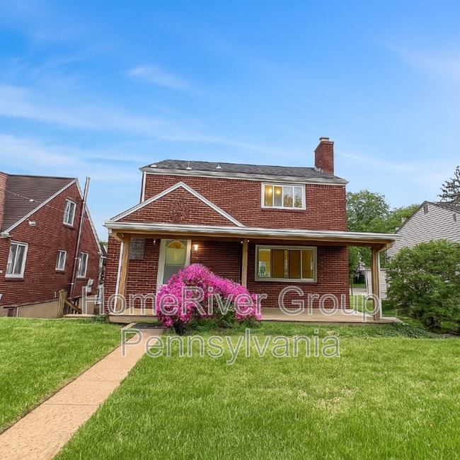 Photo - 1066 Elwell St House