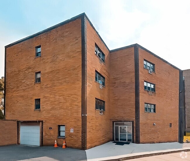 Building Photo - 708 JFK Blvd E Unit C3 Rental