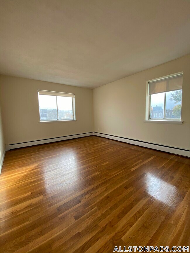 Photo - 75 Gardner St Unit 34