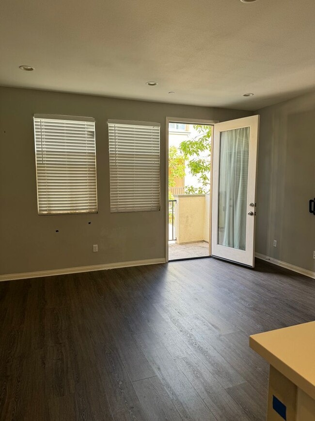 15330 Jasmine Ln