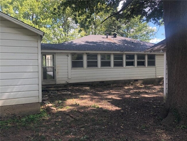 Photo - 2090 S Mt Olive St