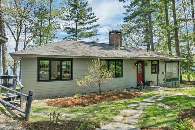 Building Photo - 19 Mirror Lake Dr Rental