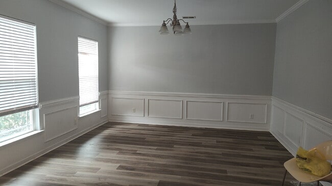 Building Photo - Huge Gorgeous Home on a Corner Lot