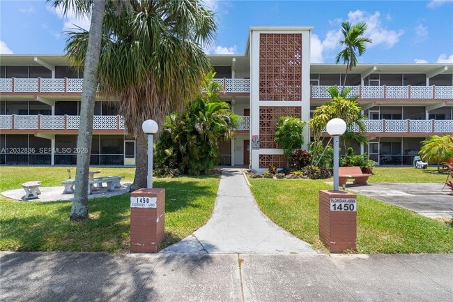 Building Photo - 1450 NE 170th St Unit 106