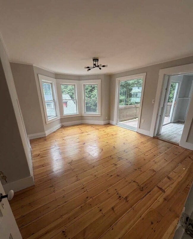 5 Maple Ave Unit 2