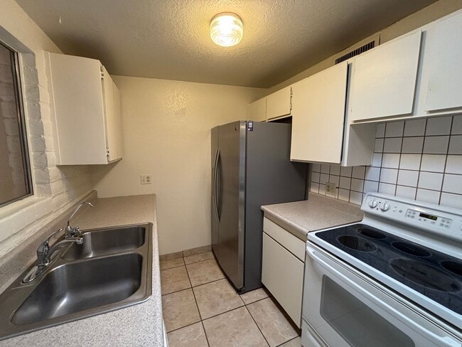 Photo - 7431 E Desert Aire Dr