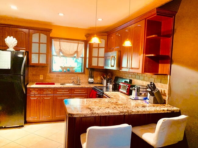 Photo - 109-1 SW 8th St