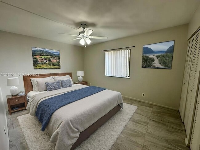 Photo - 3162 Coral Springs Dr Unit 4