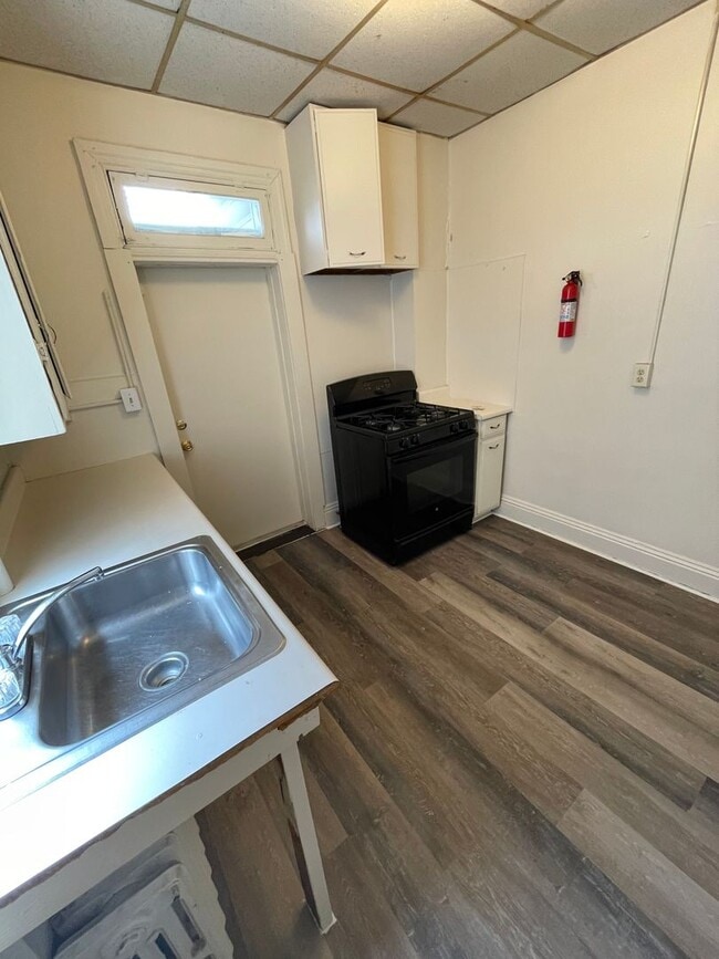 Photo - 643 Lincoln St Unidad 2nd Floor