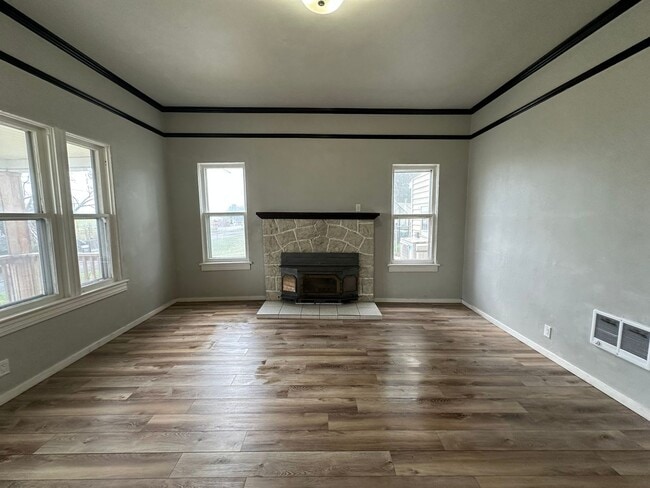 Photo - 1010 E 8th St Unidad 2