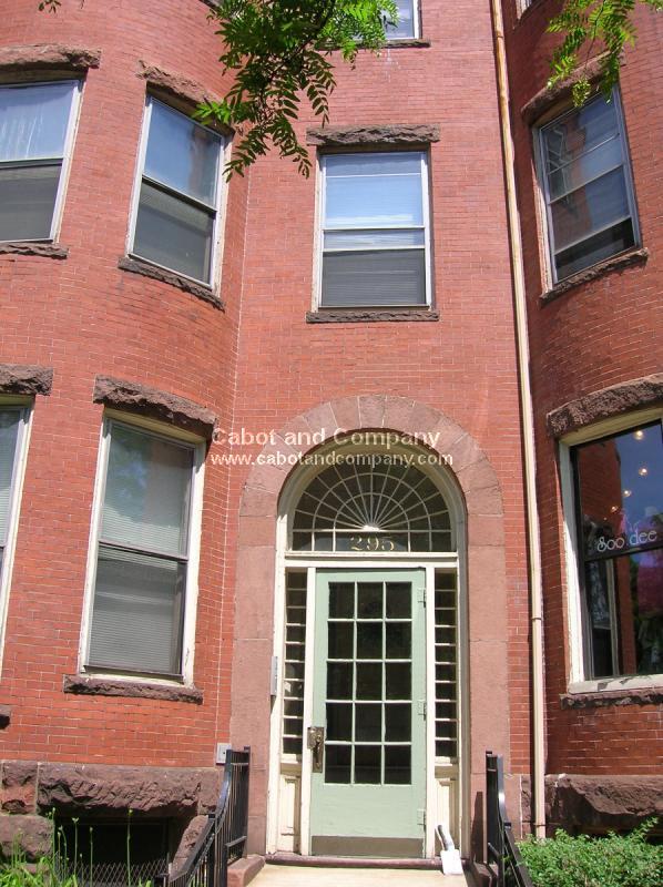 Photo - 295 Newbury St Unidad 2