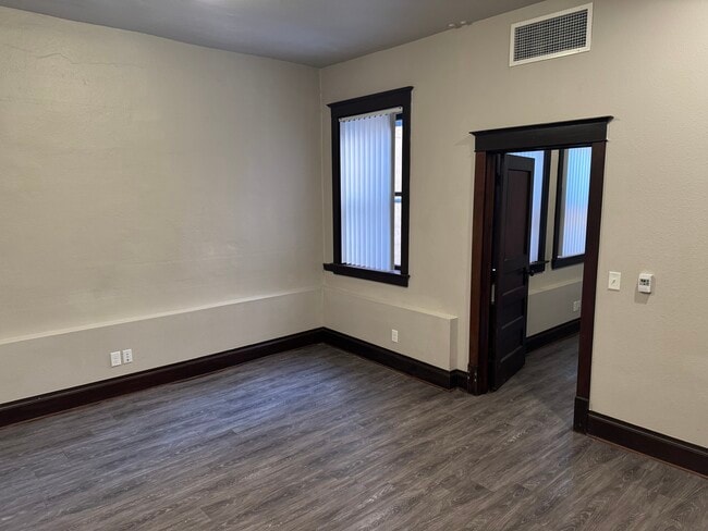 Photo - Western Building Unit 208