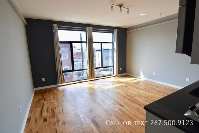 Building Photo - 531 Budd St Unit 3E
