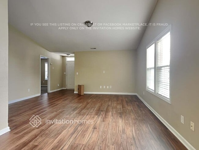 Photo - 2718 Meadow Knoll Dr