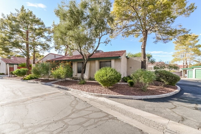 Photo - 763 Heritage Vista Ave