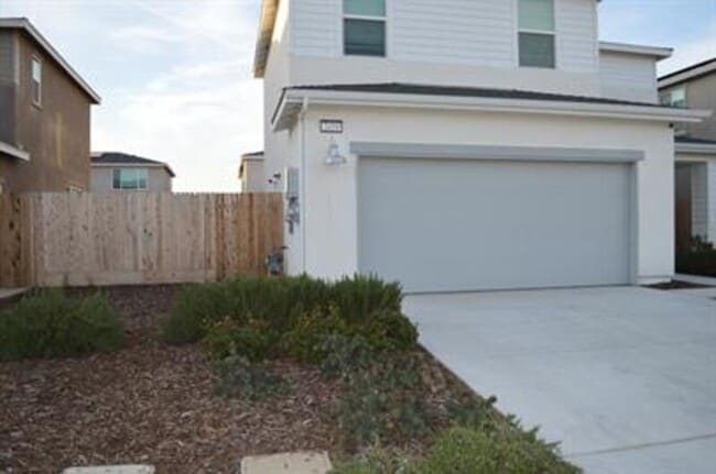 Photo - 2459 Robledo Wy