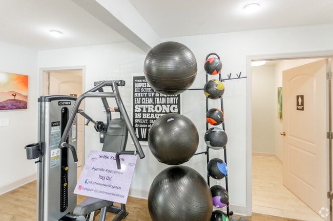 Interior Photo - Timbers at Mill Creek