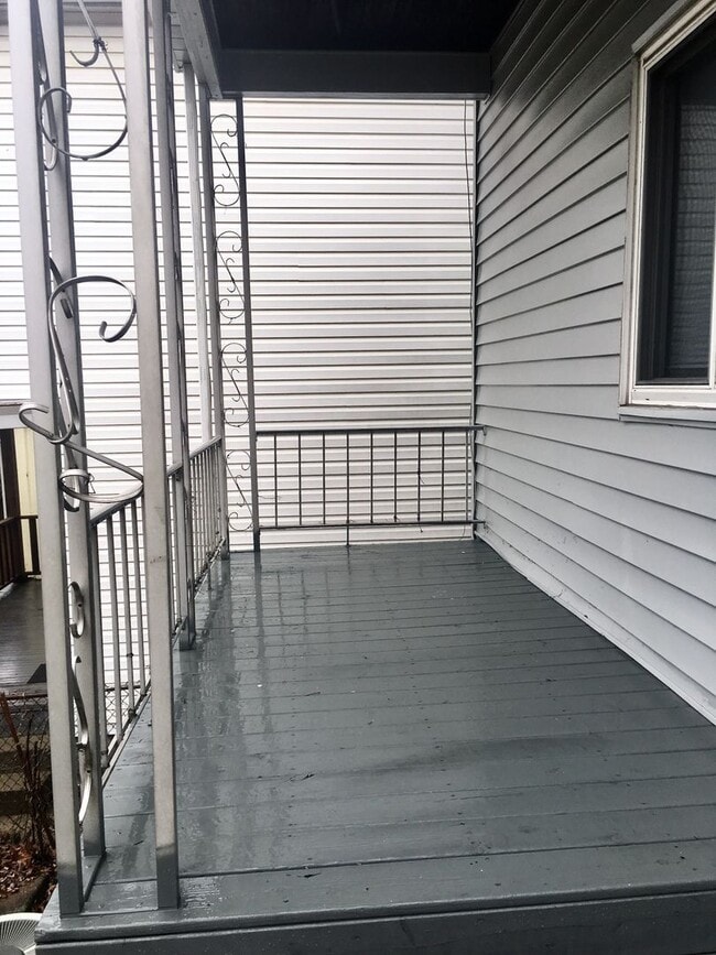 Photo - *** Renovated 3 Bedroom House * Mt. Washin...