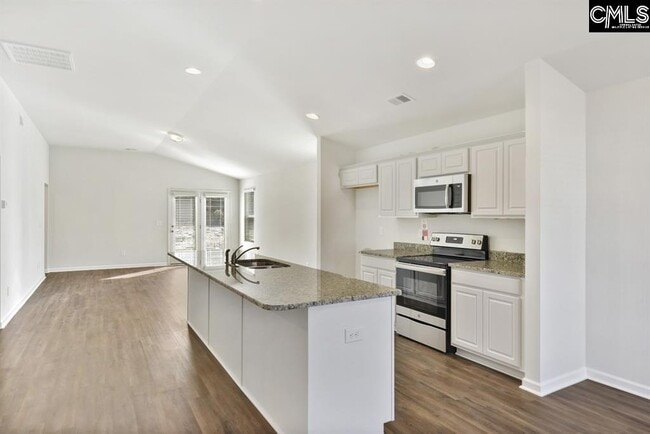 Photo - 546 Hatteras Dr