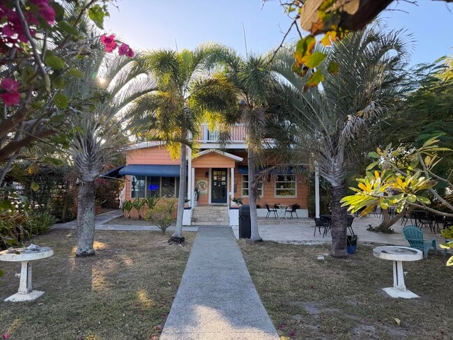 Building Photo - 3350 NE Indian River Dr