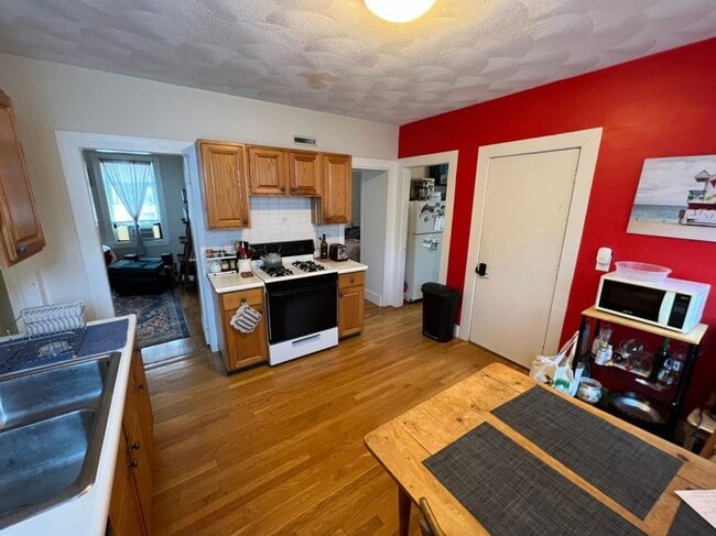 Photo - 2.0 bedroom in Somerville Massachusetts 02144 Unit U1