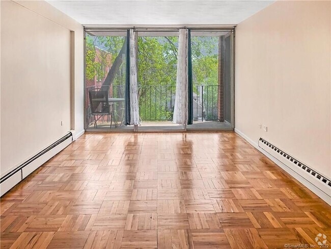 Building Photo - 87 Glenbrook Rd Rental