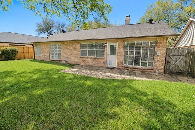 Photo - 13511 Brook Hollow Dr