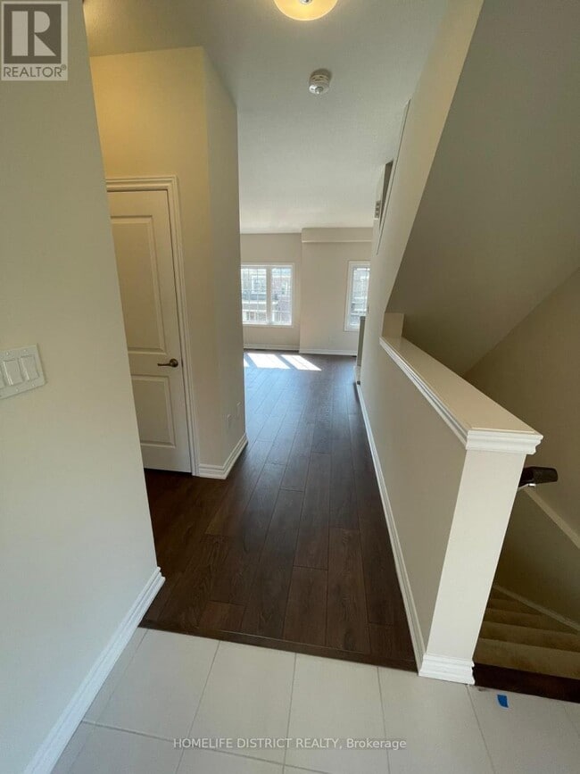 Photo - 620 Colborne St W