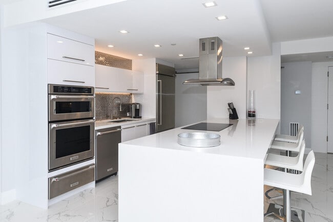 Photo - 120 SE 5th Ave Unit 321