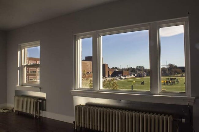 Building Photo - Moodie Apartments Unit 1 Bed