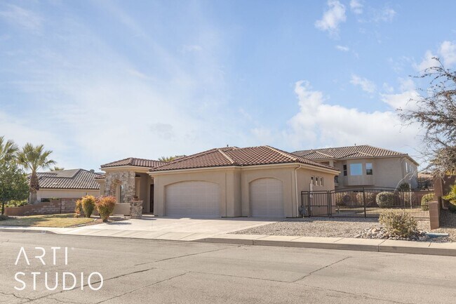 Photo - Silverstone III 4 Bedroom 2.5 Bathroom