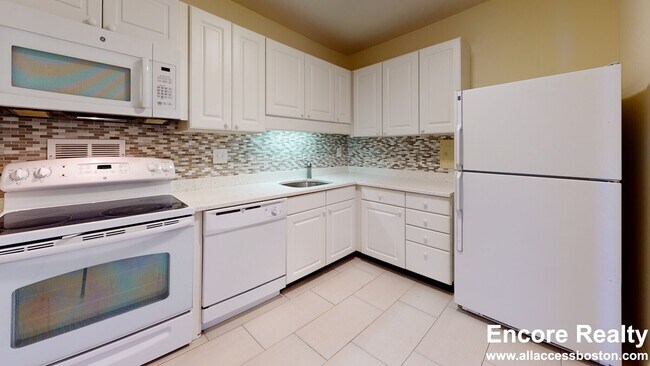 Photo - 101 Monmouth St Unit 211