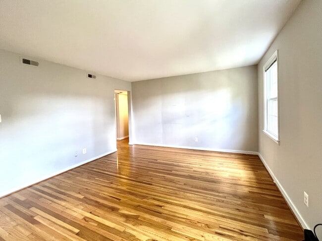 Photo - 2207 Washington Ave Unit 201
