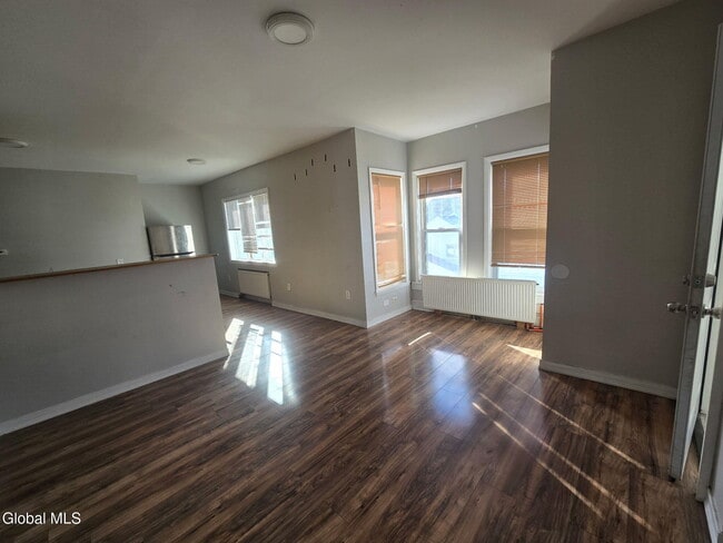 Photo - 9 Bayard St Unidad 3