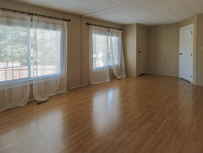 Photo - 3 bedroom 2 bath available in Century Mead...