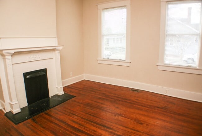 Photo - 202-204 Third St & 266-268 Broad St. Unit 268