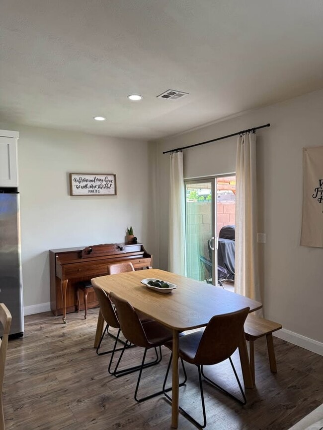 Photo - 2545 Bella Vista Dr