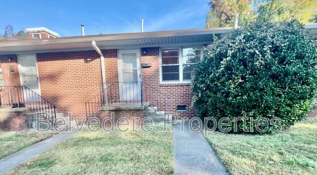 Photo - 217 McIver St