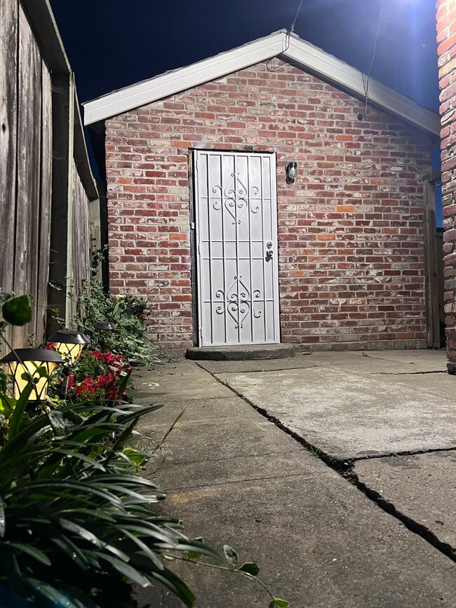 Building Photo - 1565 Marybelle Ave Rental